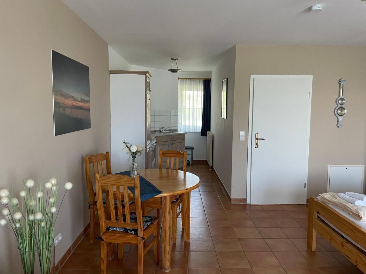 Ferienwohnung Nonnevitz Dranske Exterior foto
